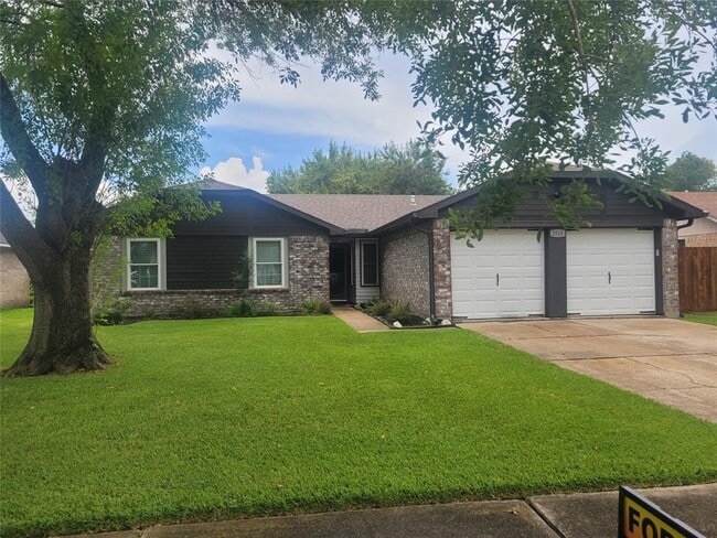 Primary Photo - 2518 Fredericksburg Dr
