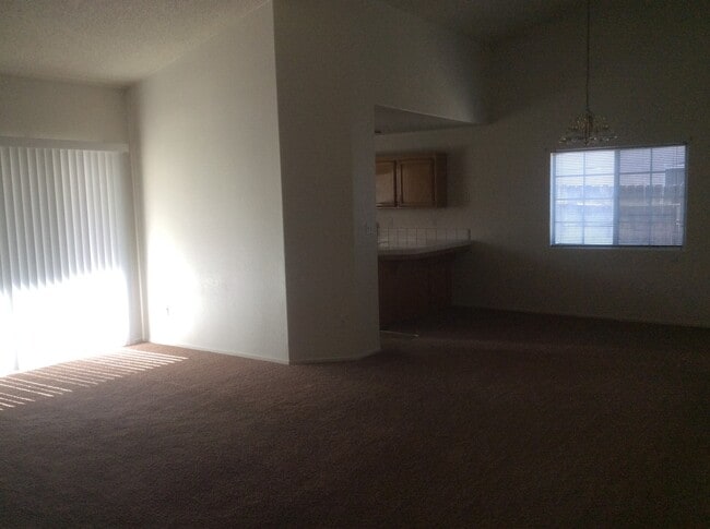Building Photo - 7314 Sandrinilla St