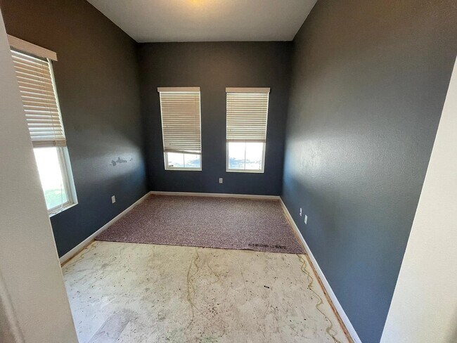 Building Photo - 9400 Trolio Way