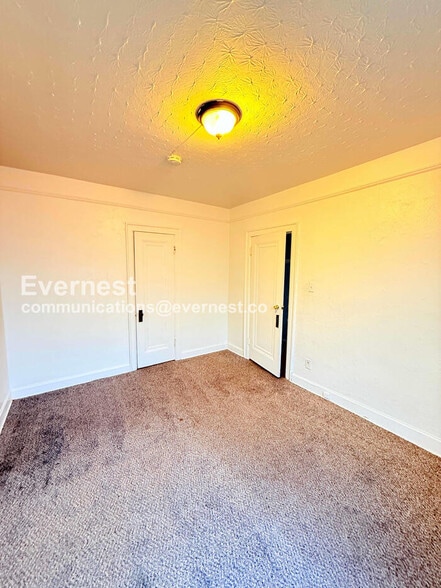 Building Photo - 12003 Prairie St