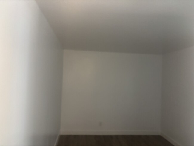 Building Photo - 1271 Murray Ave