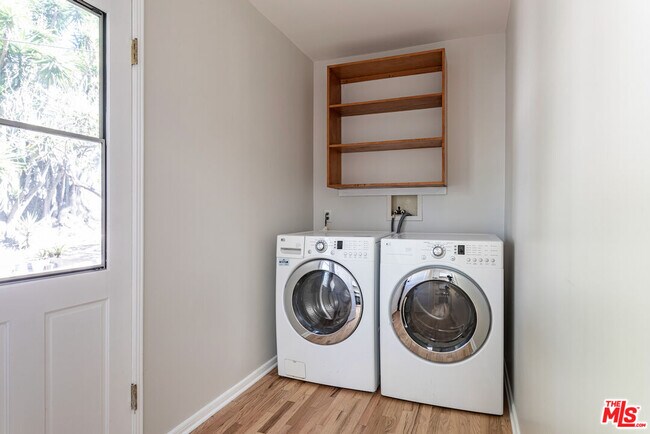 Building Photo - 2610 Griffith Park Blvd