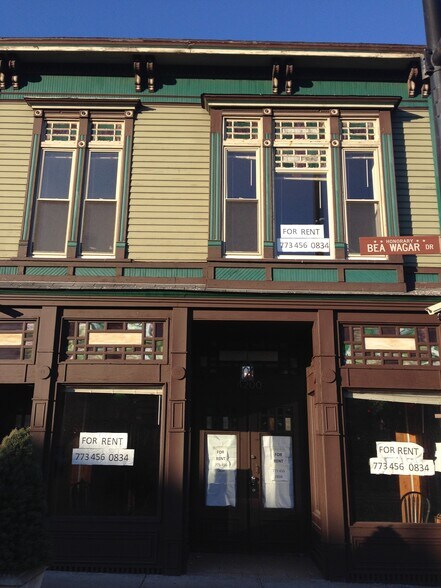Building Photo - 4200 W Irving Park Rd