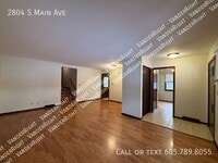 Building Photo - 2804 S Main Ave