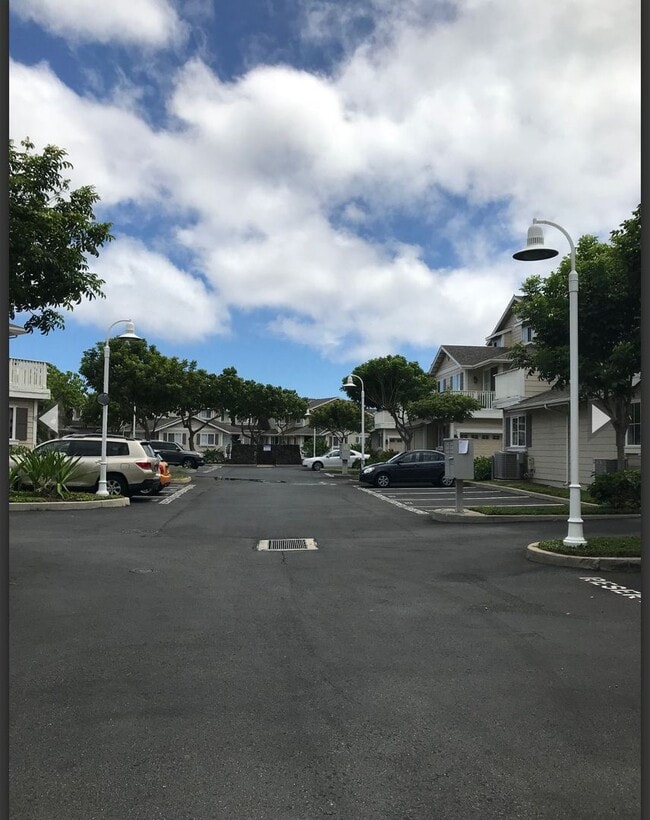 Building Photo - 3 Bedroom 3.5 Bath Covered garage at Nanea...