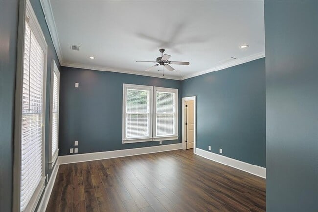 Building Photo - 1294 Lenox Park Blvd NE