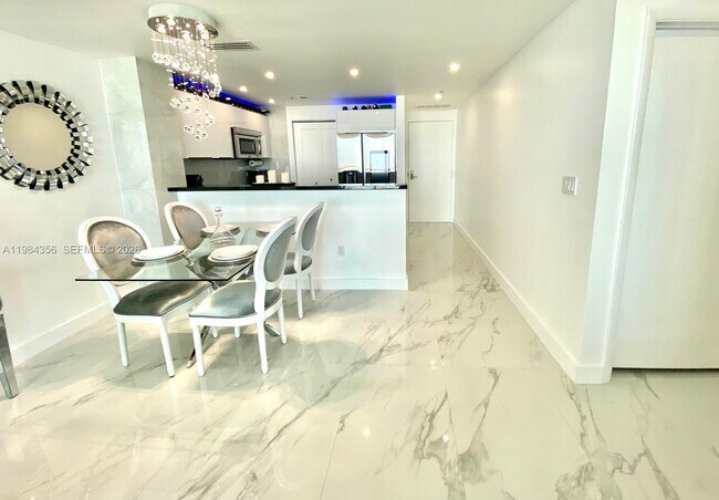 Building Photo - 253 NE 2nd St