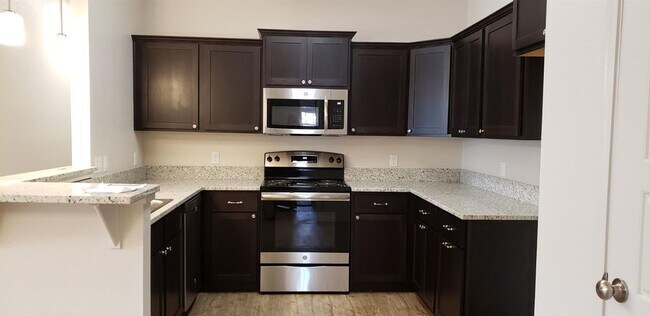 Building Photo - Cooper ISD- Luxury Duplex in Southwest Lub...