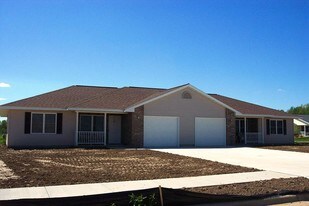 Building Photo - 628 Kozarek Ave