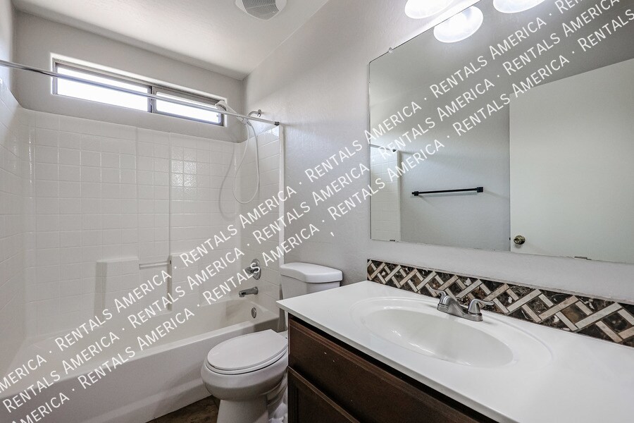 Building Photo - 41629 N Ranch Dr