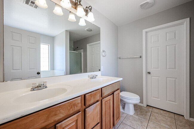 Building Photo - COMING SOON!! Beautiful 4Bed/2.5 bath In San Tan Valley