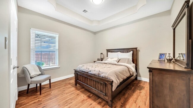 Building Photo - 23350 Cliffwood Dr