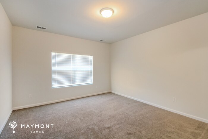 Building Photo - 323 Augustine Dr