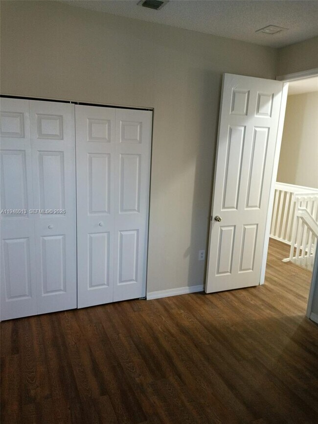 Building Photo - 4210 NE 22nd Dr