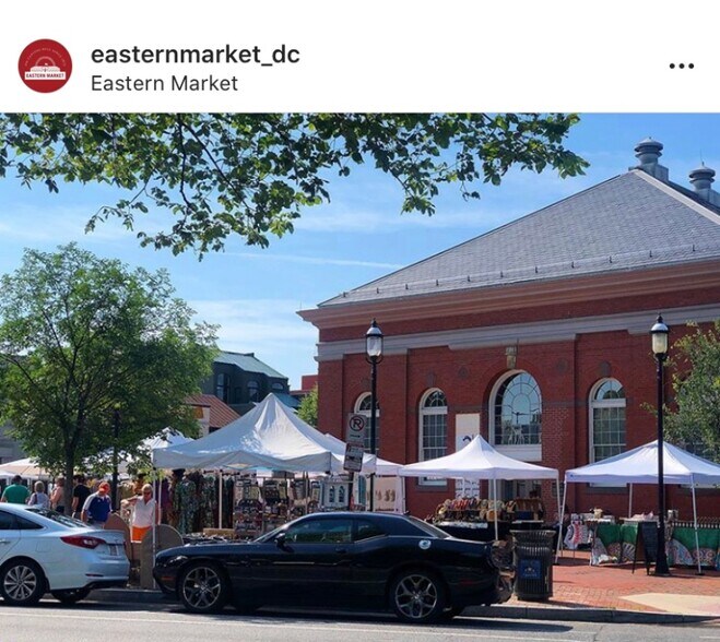 Building Photo - 924 15th St SE