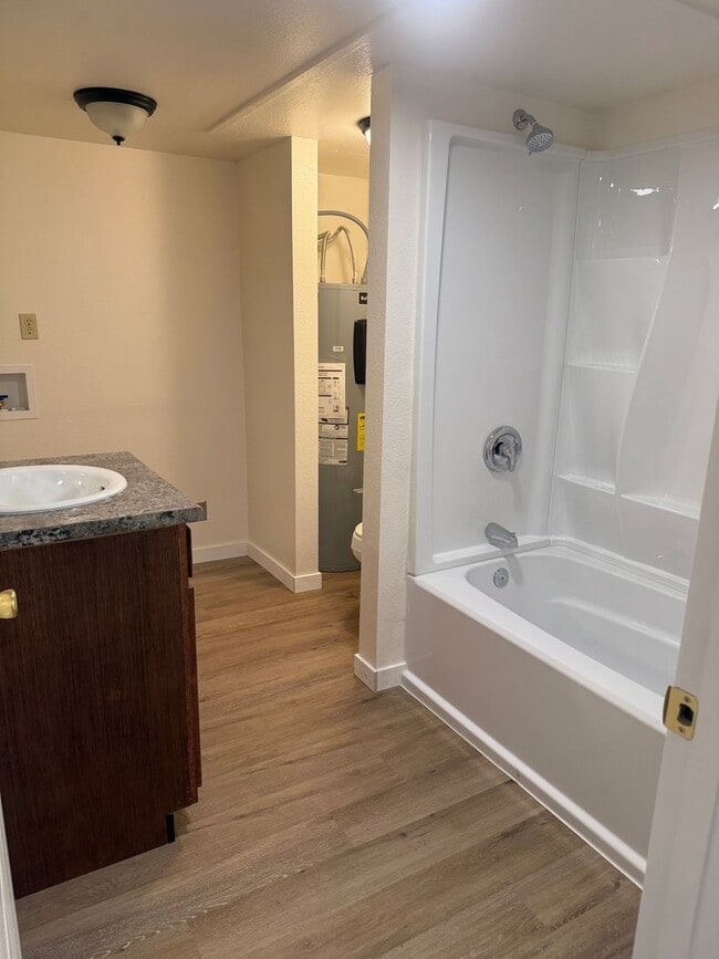 Building Photo - 15144 Sitkum Ln