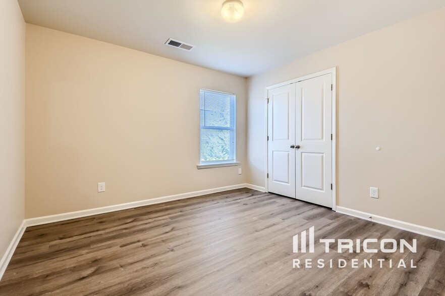 Building Photo - 361 Rankin Cir