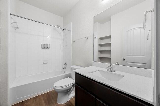 Building Photo - 356 Shiner Ln