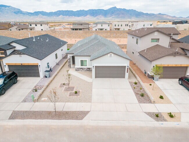 Building Photo - 11145 Blazing Star Pl