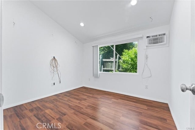 Building Photo - 904 N Lowell St