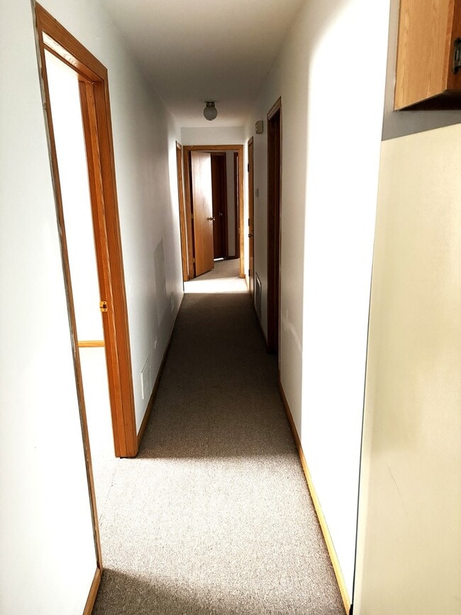 Building Photo - 463 W 23rd Pl