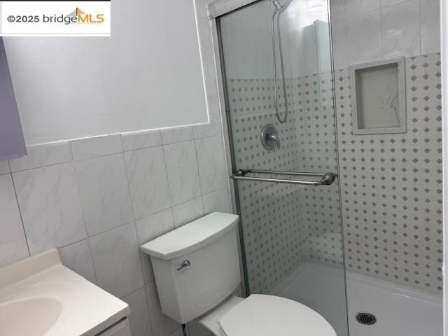 Building Photo - 916 W 4th St