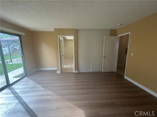 Building Photo - 2320 Songbird Ln