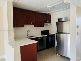 Building Photo - 7960 N Colony Cir