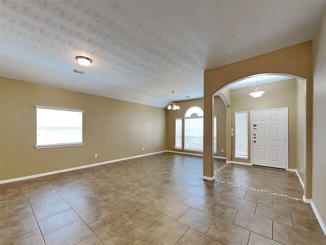 Building Photo - 2315 Perkins Crossing Dr