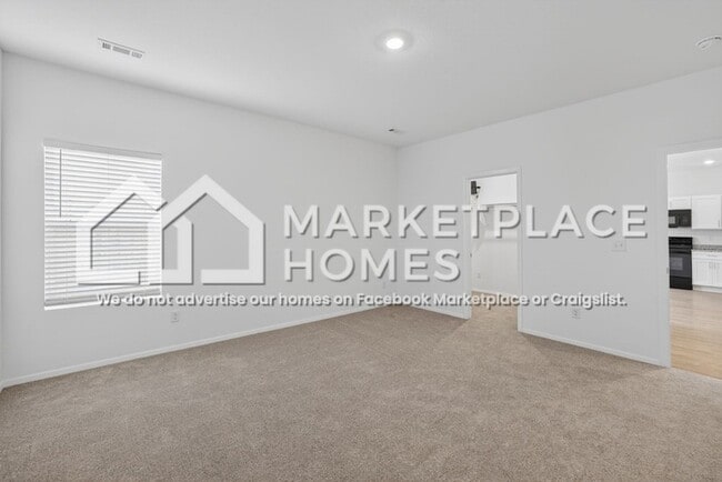 Building Photo - 2644 E Gila Wy