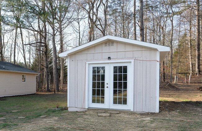 Building Photo - 2267 Old Parksville Rd NE