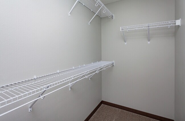 Building Photo - 1017 NW Lexi Ln