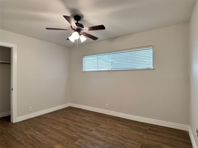 Building Photo - 5139 Indigo St