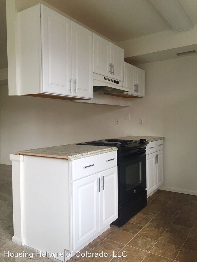 Building Photo - 2 br, 1 bath House - 3021 Kings Ridge Blvd #2
