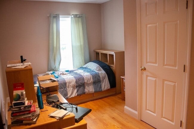 Building Photo - 4 Humphrey St