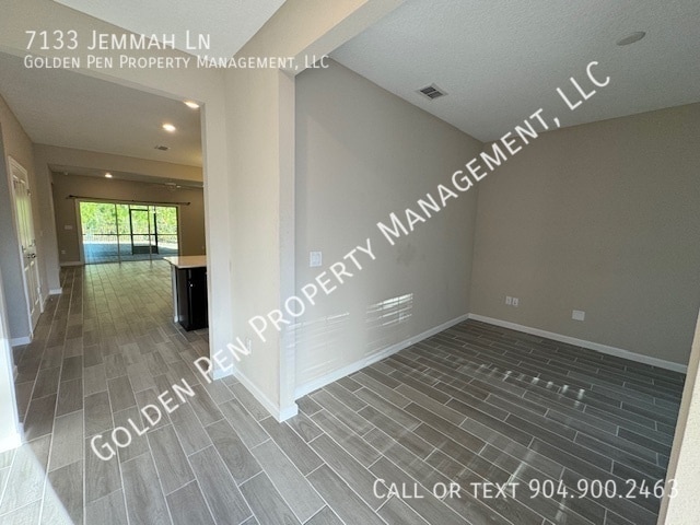 Building Photo - 7133 Jemmah Ln