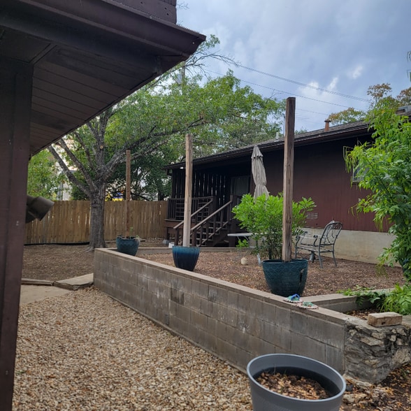 Building Photo - 3326 Scenic Ln