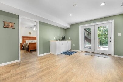 Building Photo - "Spacious 5-Bedroom Home with 3 Full Baths...
