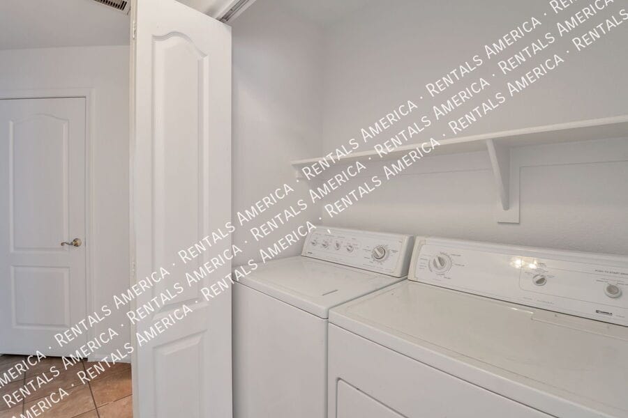 Building Photo - 29678 N Broken Shale Dr