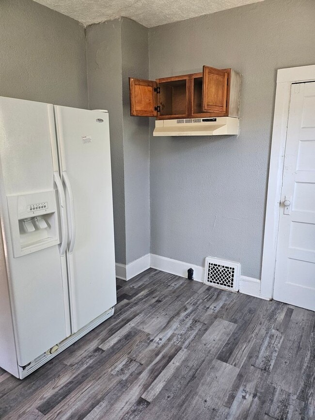 Building Photo - Nice 2 Bedroom 1 Bath House *EHA Accepted*