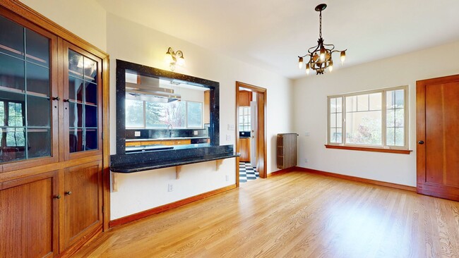 Building Photo - Beautiful Home Available In North Berkeley!