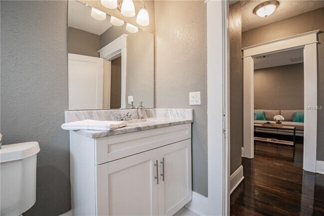 Building Photo - 3/2 Seminole Heights Bungalow