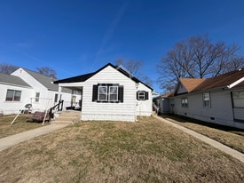 Building Photo - 2210 Walnut St