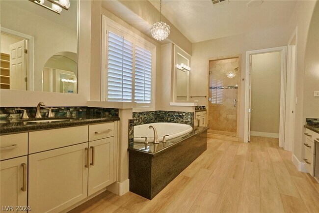 Building Photo - 12047 Oakland Hills Dr