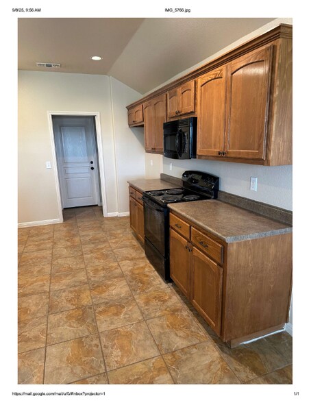 Building Photo - 1123 Blazewood Dr