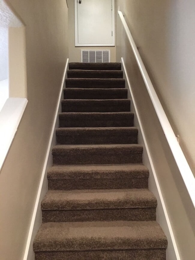 Building Photo - 5389 Quarry Rock Rd