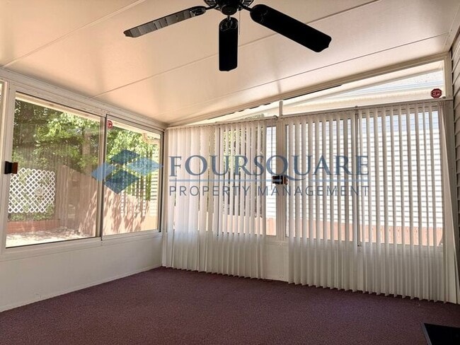 Building Photo - Spacious 4-Bed / 3-Bath Single-Family Home with Sunroom, Fenced Yard. Convenient to Southeast Ral...