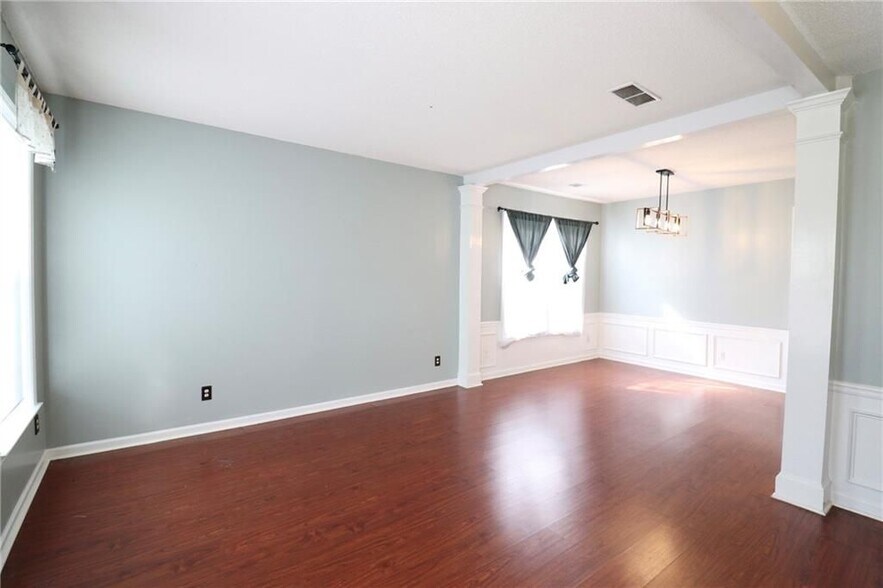 Building Photo - 2815 Priestcliff Dr SE