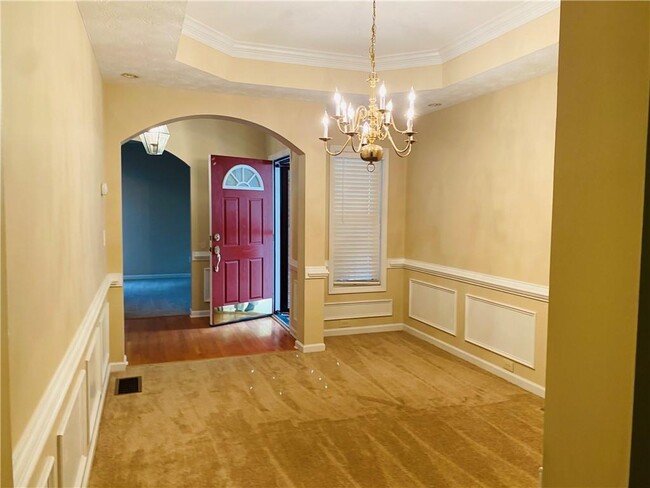 Building Photo - 3400 Palm Cir