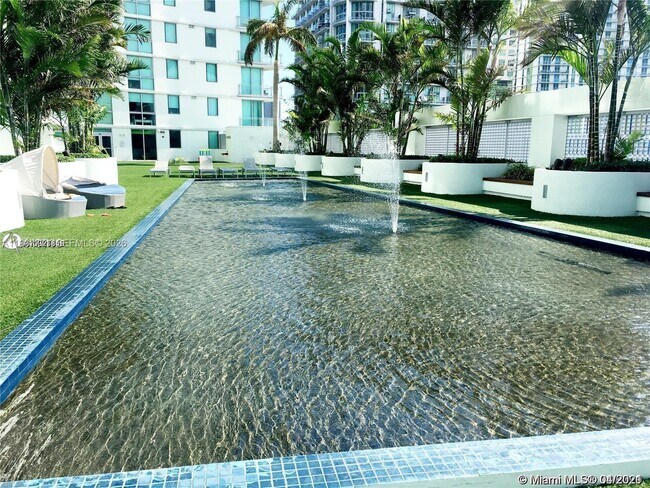 Building Photo - 92 SW 3rd St